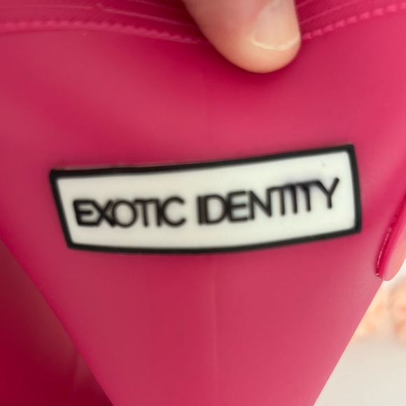 Pink Exotic Identity rain boots , size 6 - Picture 5 of 5
